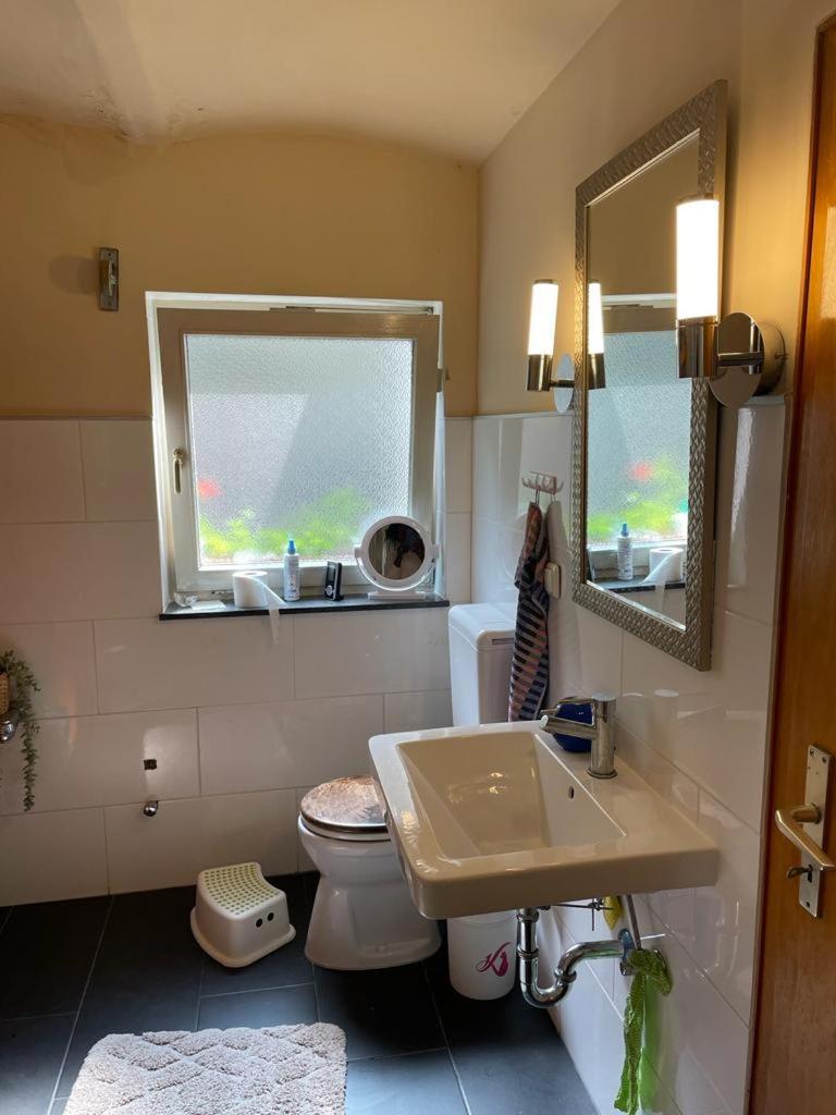 Gaestehaus Linden -Zweibettzimmer Εξωτερικό φωτογραφία