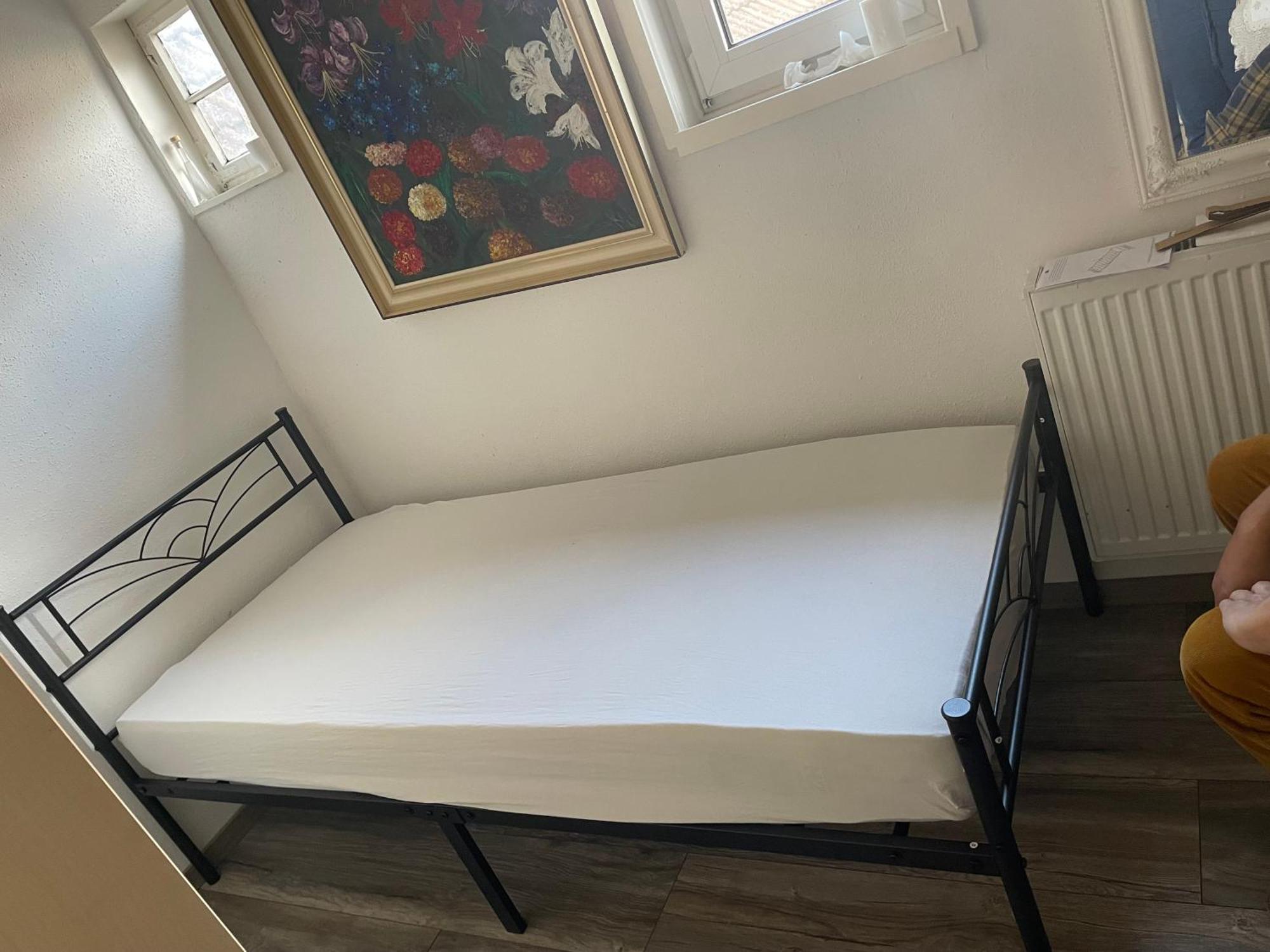 Gaestehaus Linden -Zweibettzimmer Εξωτερικό φωτογραφία